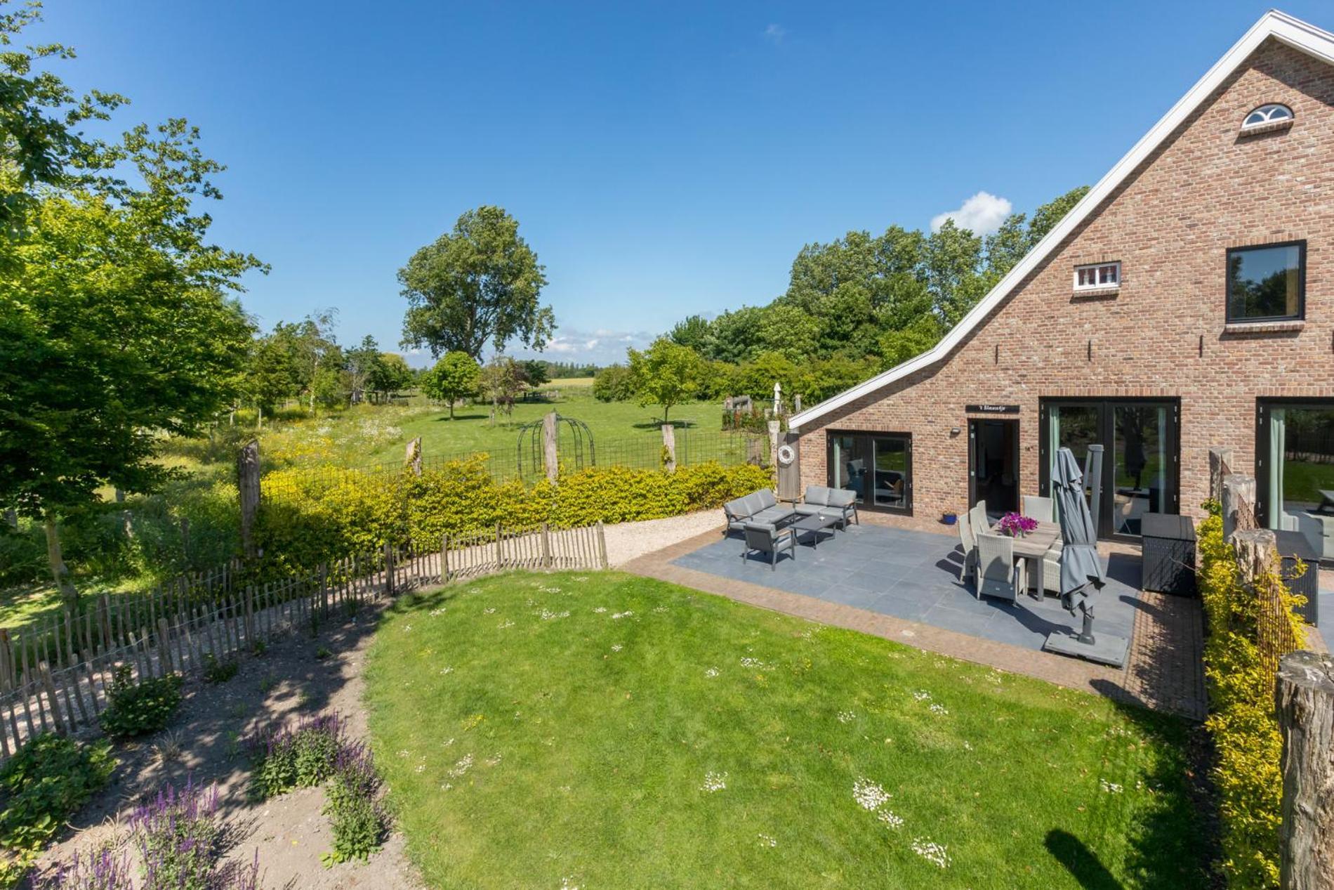 Welcome In - Vakantiehuis - Lepelstraat 18A 'T Blauwtje Vrouwenpolder Exterior photo